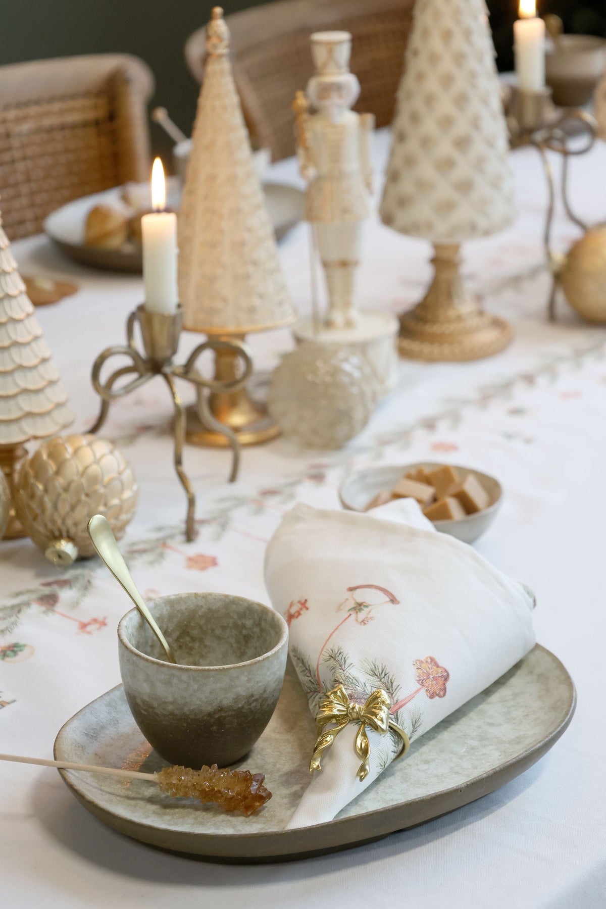Chic Antique Napkin Ring w Bow