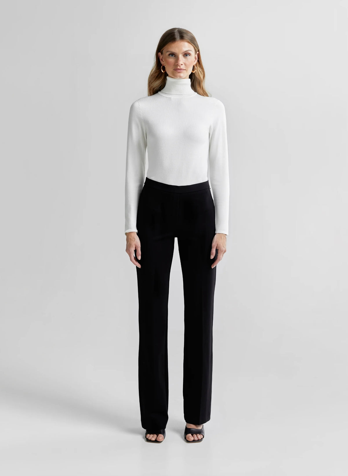Andiata Suzette Mustat  Jersey Housut
