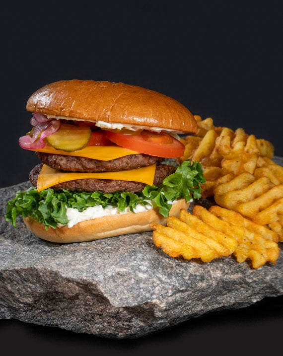 Tuplapihviburger-ateria