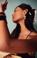 Lataa kuva Galleria-katseluun, Bow 19 Flake Earrings Gold
