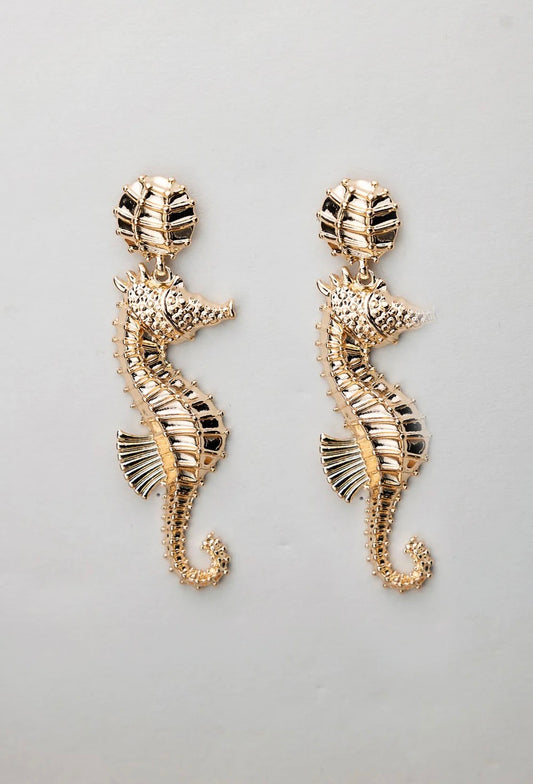 Bow 19 Seahorse Earrings Gold