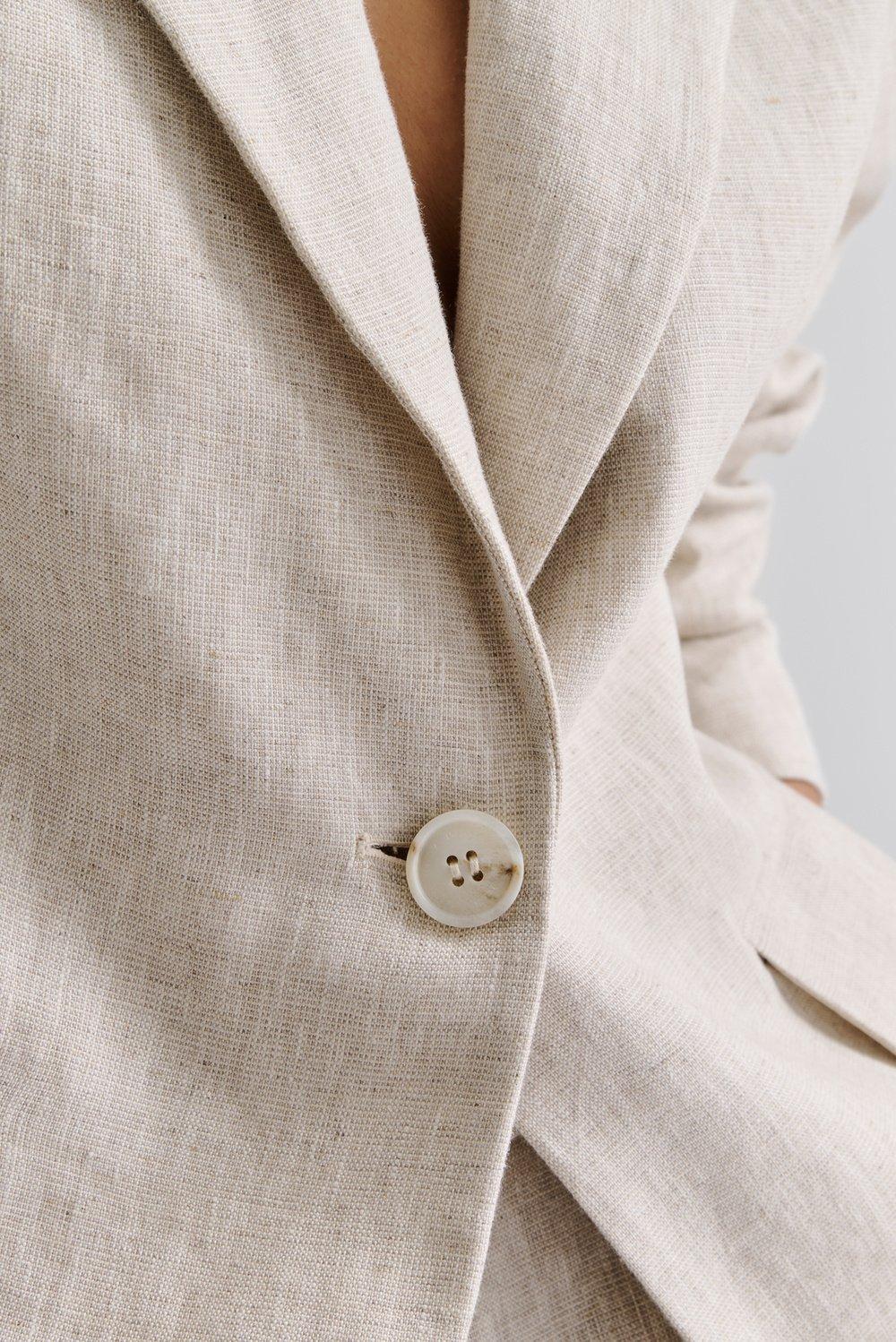 Malina Vera Fitted Linen Blazer