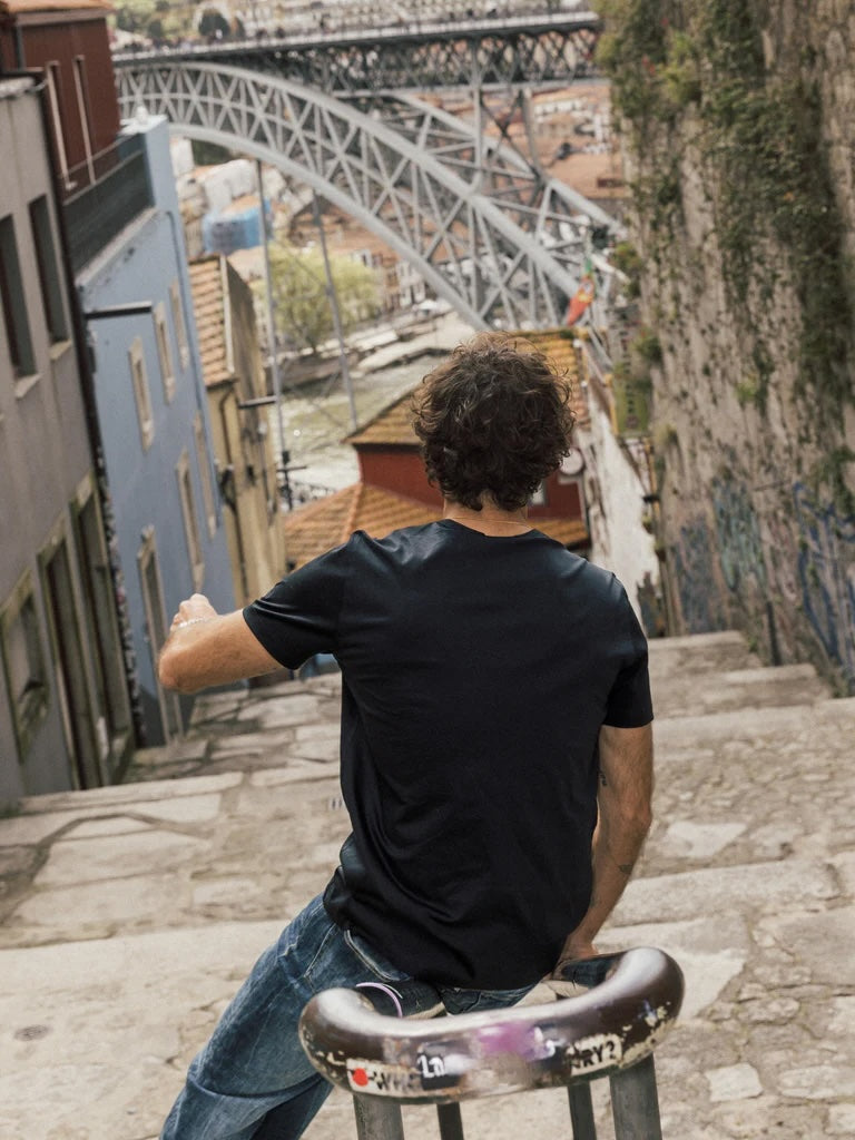 Mos Mosh Gallery Perry Tee black