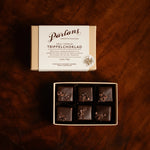 Lataa kuva Galleria-katseluun, Pärlans chocolate covered caramel triple chocolate 6 pieces
