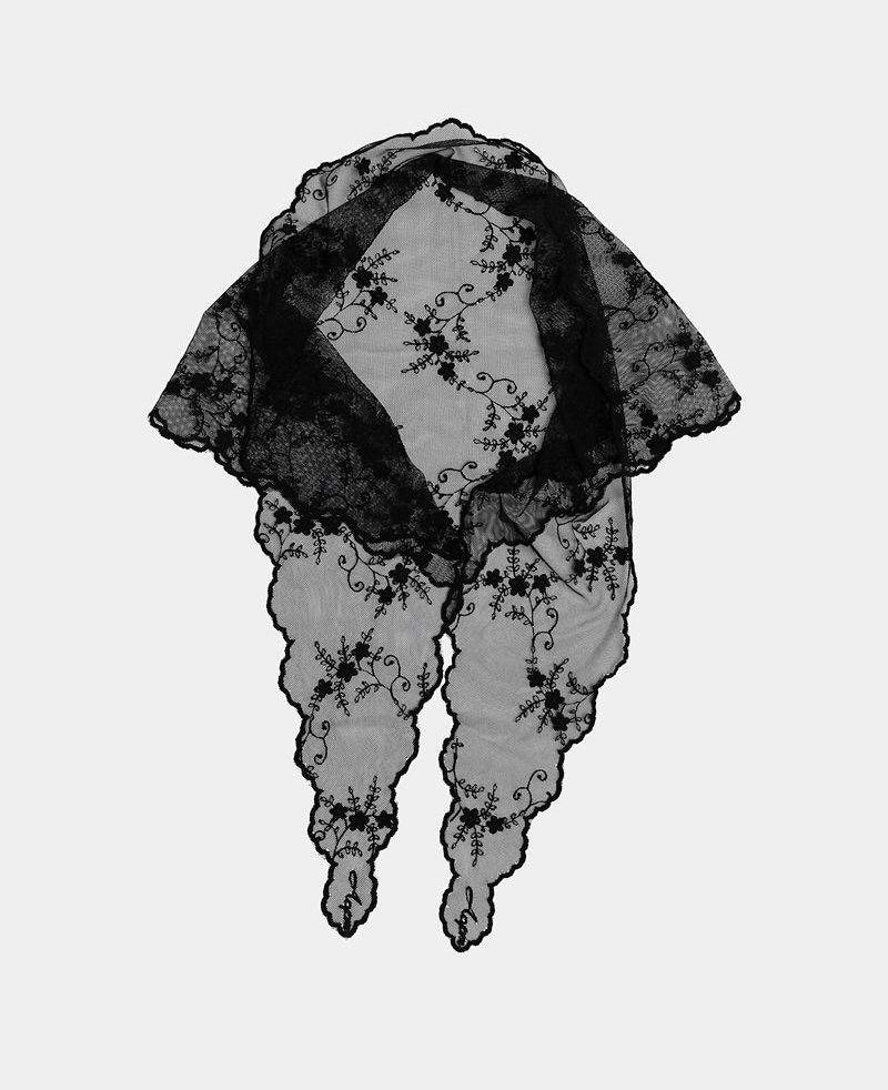 Bow 19 Lace Scarf Black