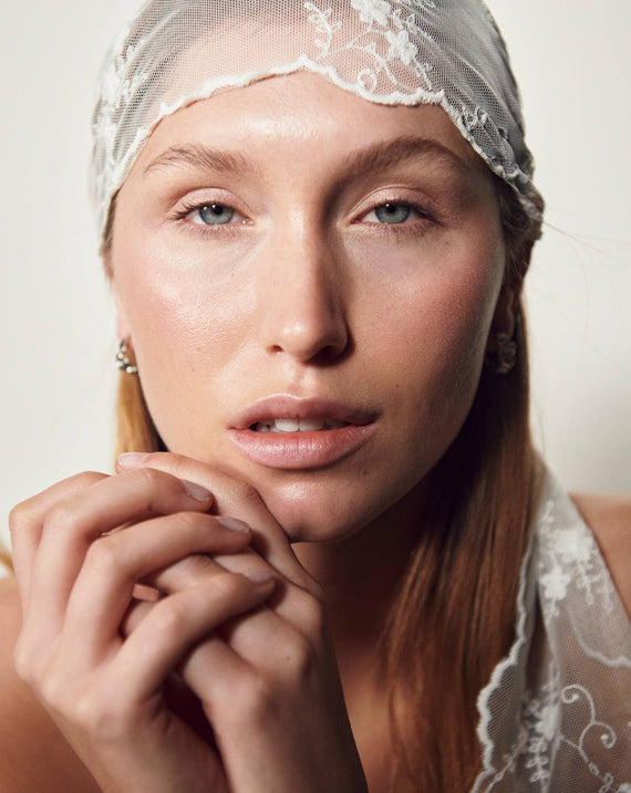 Bow 19 Lace Scarf Offwhite