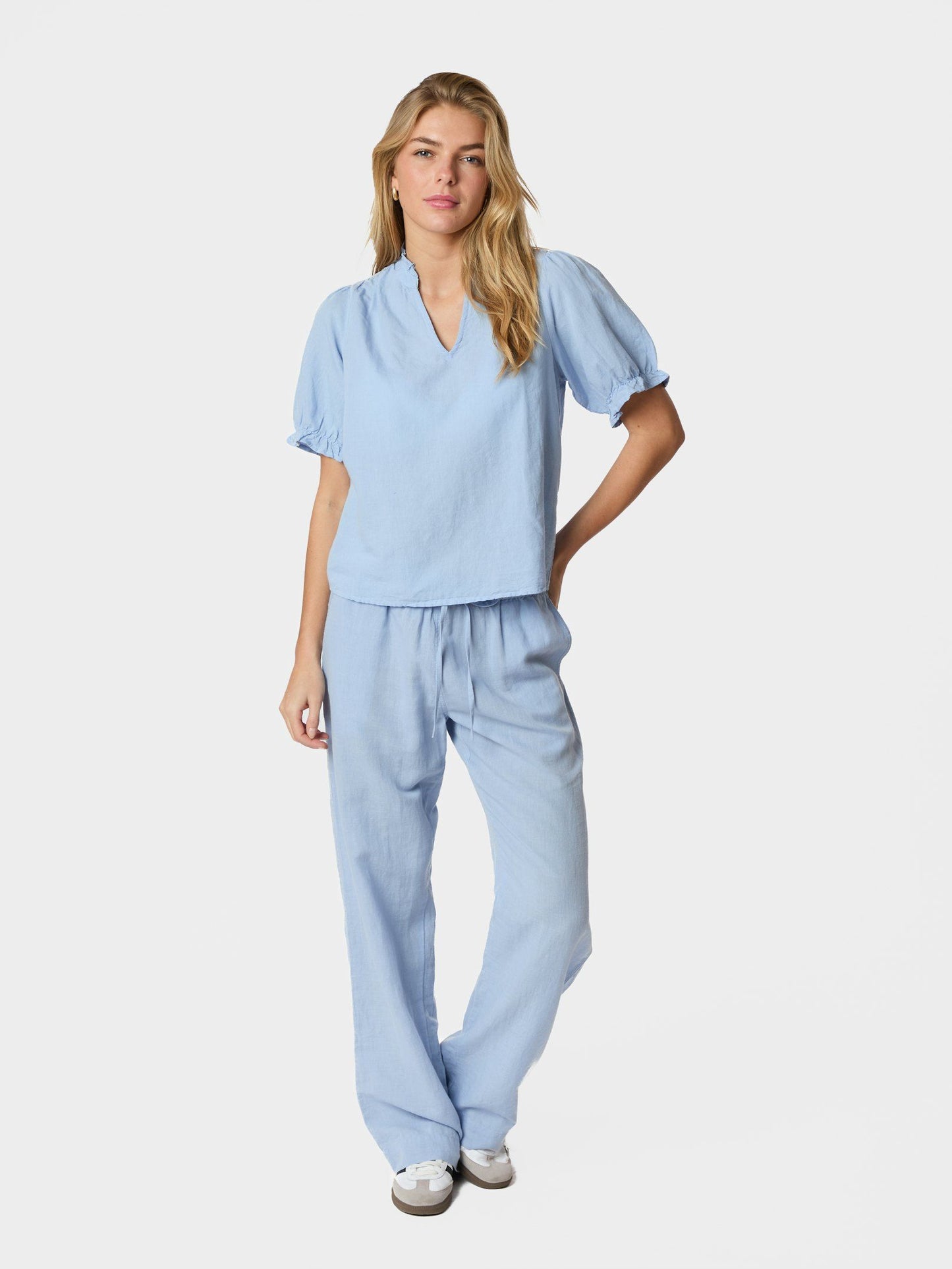 Neo Noir Odesa Linen Blouse Light Blue