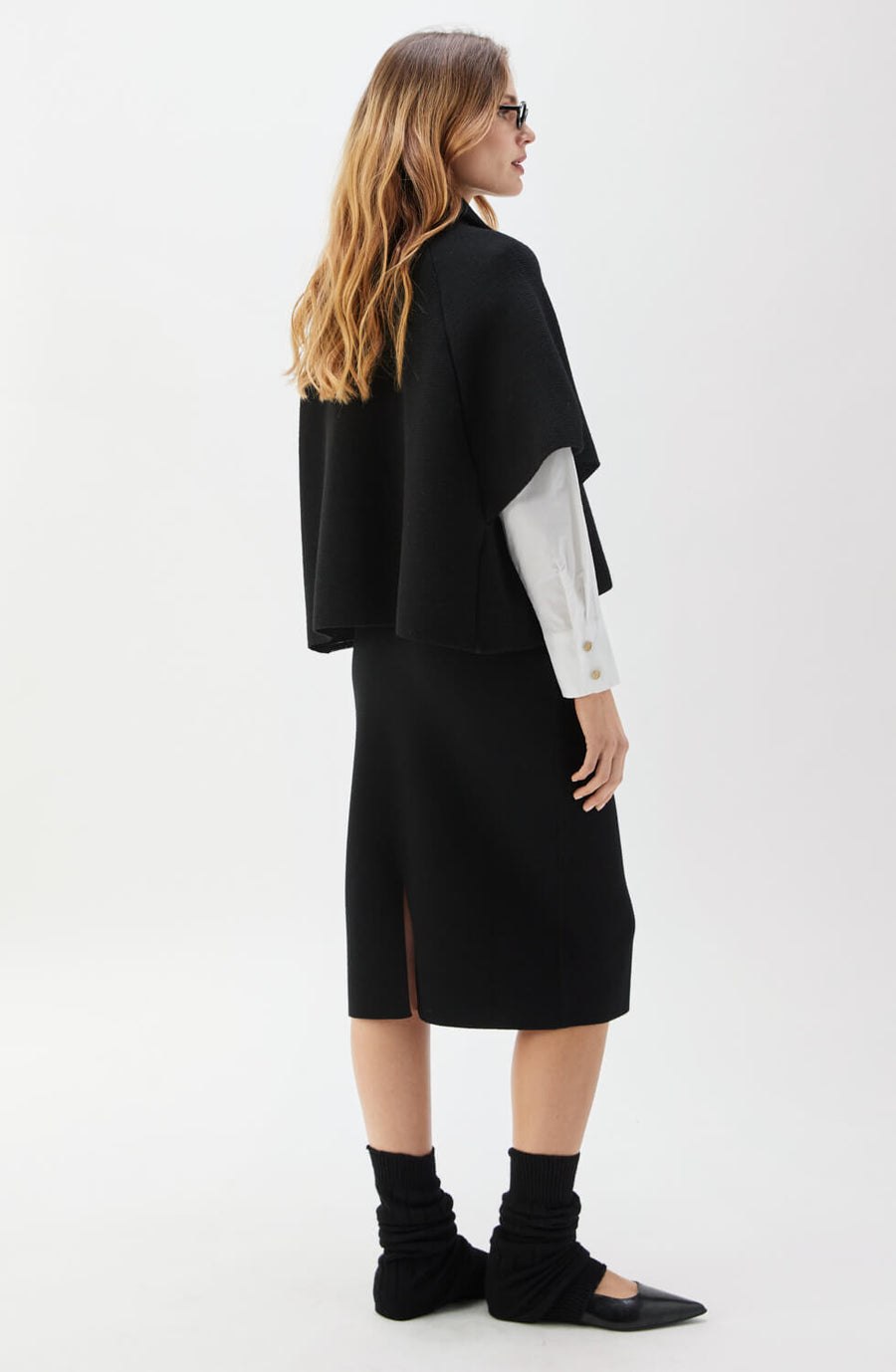 Busnel Gertrude Cape Black