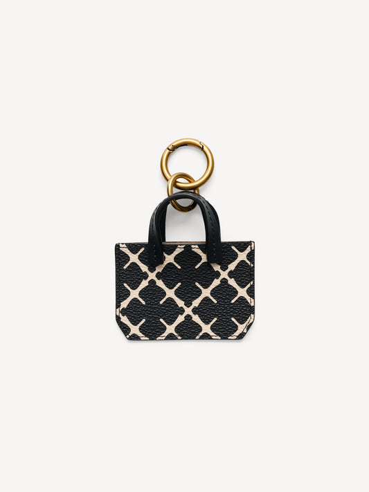 By Malene Birger Ada Chram