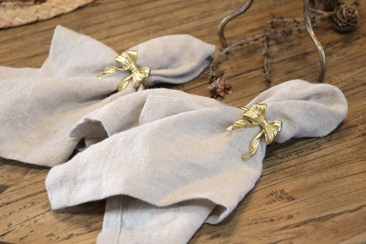 Chic Antique Napkin Ring w Bow