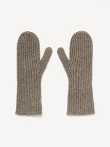 By Malene Birger Faline mittens