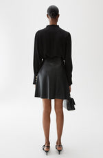 Lataa kuva Galleria-katseluun, Busnel Nirva Satin Blouse Black
