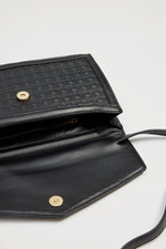 Lataa kuva Galleria-katseluun, Malina Leather Envelope Bag
