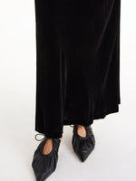 Lataa kuva Galleria-katseluun, By Malene Birger Boshan Velvet Skirt
