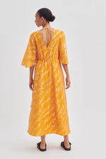Lataa kuva Galleria-katseluun, Second Female Honesty Dress apricot

