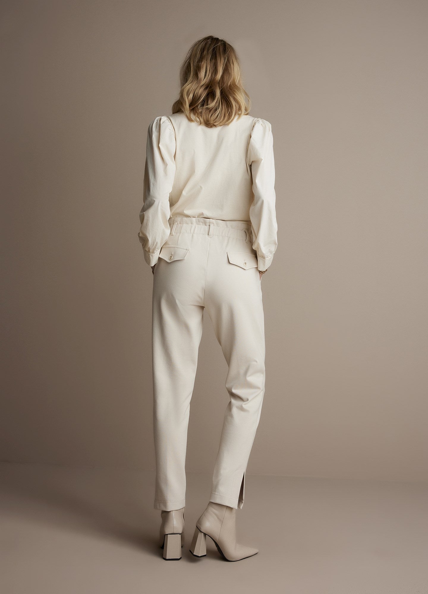 Summum Woman Trousers High Waisted Punto Milano Ivory