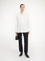 Lataa kuva Galleria-katseluun, By Malene Birger Mabillon Silk Shirt Soft White

